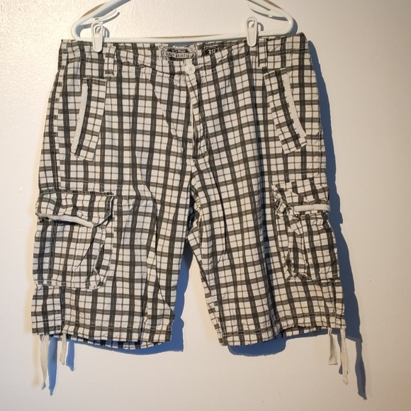 🍋 Urban Heritage | Men's Cargo Shorts 🍋 - Picture 1 of 2